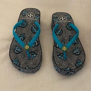 Tory Burch Bright Turquoise and Purple Box